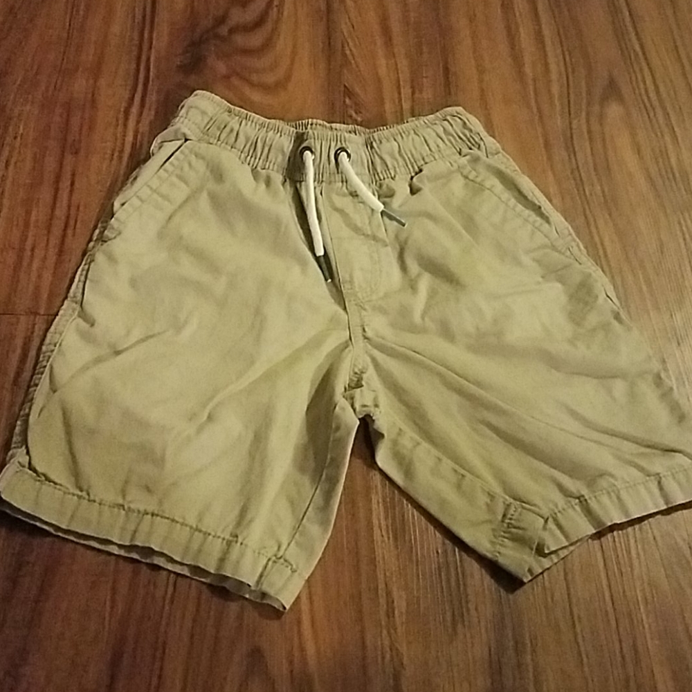 Boys 6/7 shorts